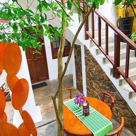 Villa Yehinsa - Galle Fort ภายนอก รูปภาพ